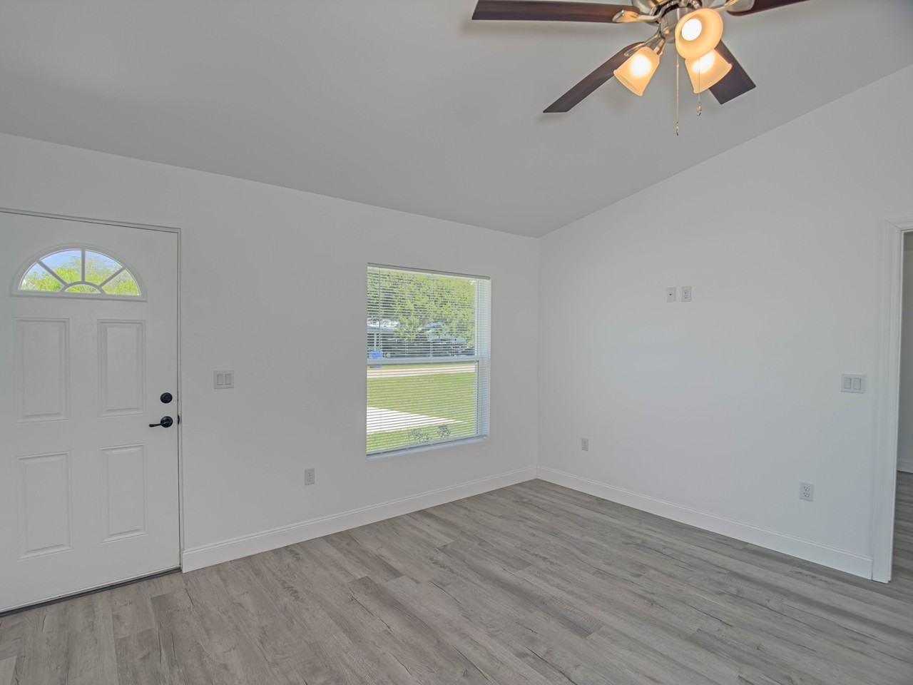 3923 Ann Avenue - Photo 2 of 28