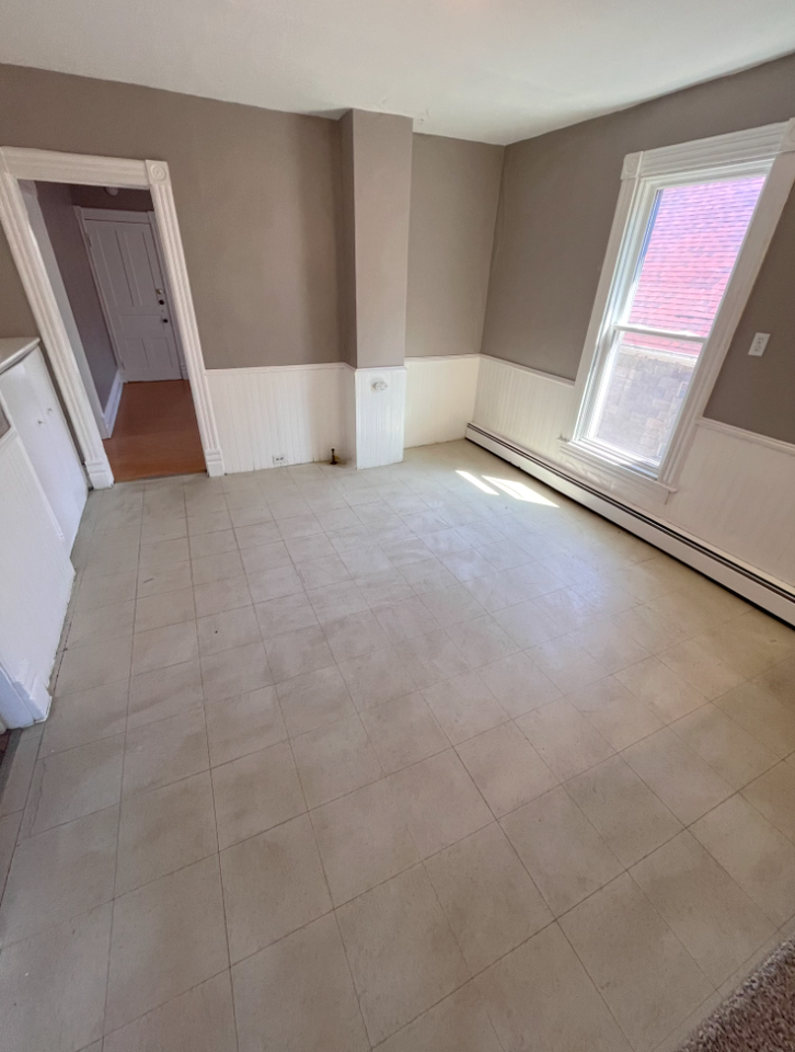 531 S Park Ave - Photo 3 of 15