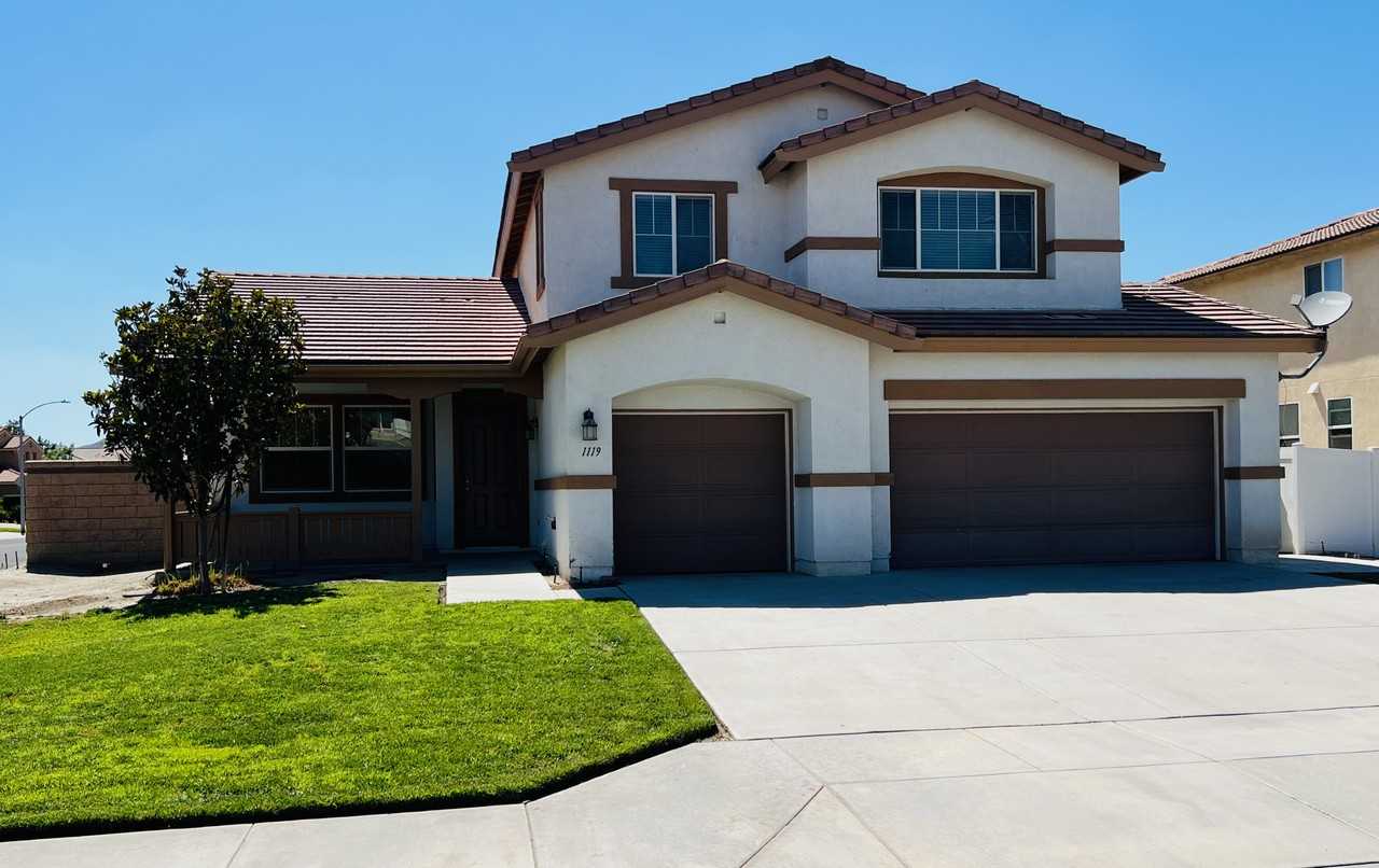 1119 Sandy Nook - Photo 2 of 29