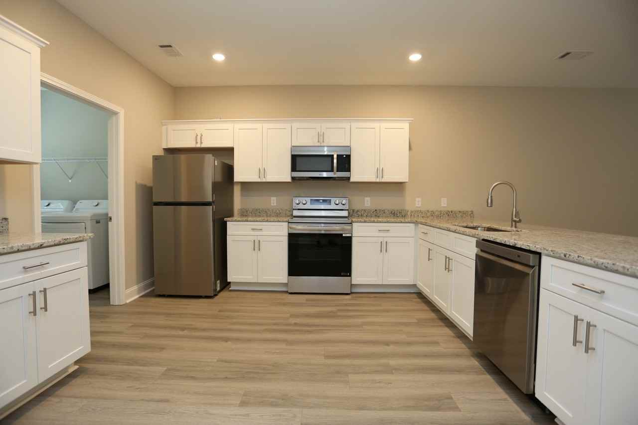 101 Soho Circle - Photo 3 of 15