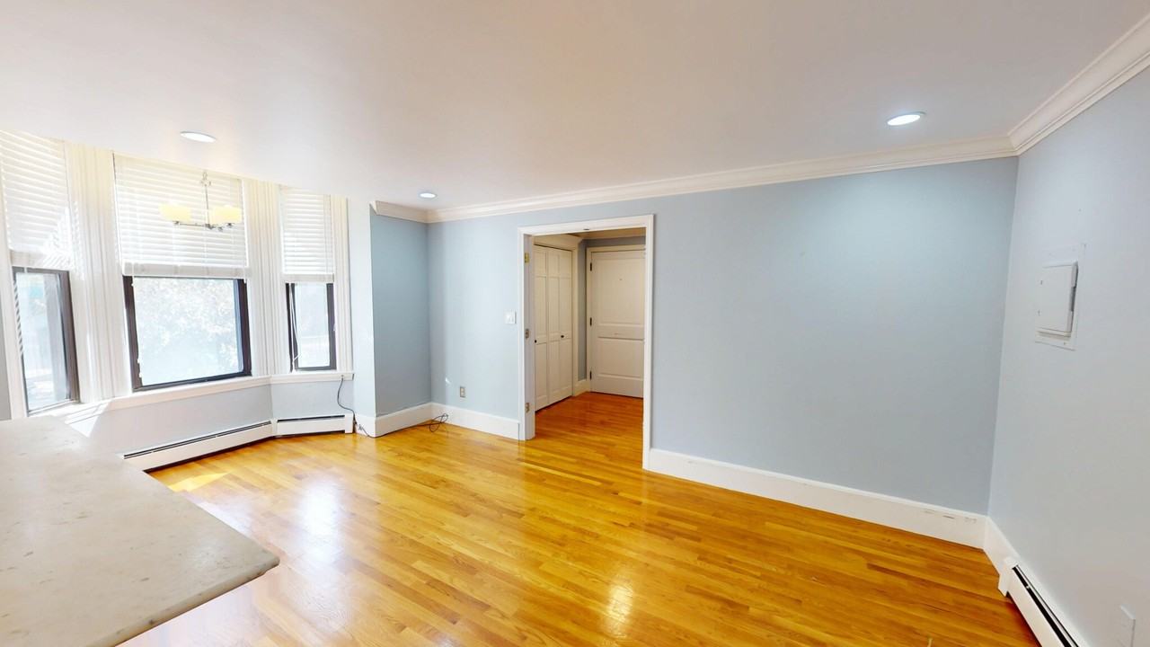 79 Thomas Park #4 - Photo 3 of 16