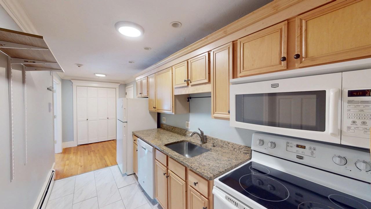 79 Thomas Park #4 - Photo 5 of 16