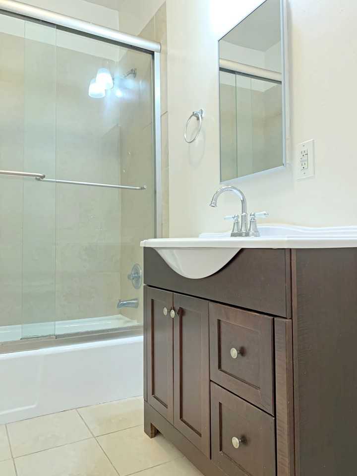1814 Pacific Ave #205 - Photo 6 of 11