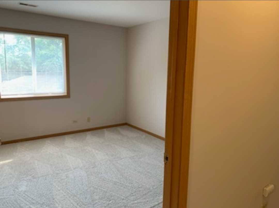 500 Westwood Ct #B - Photo 2 of 12