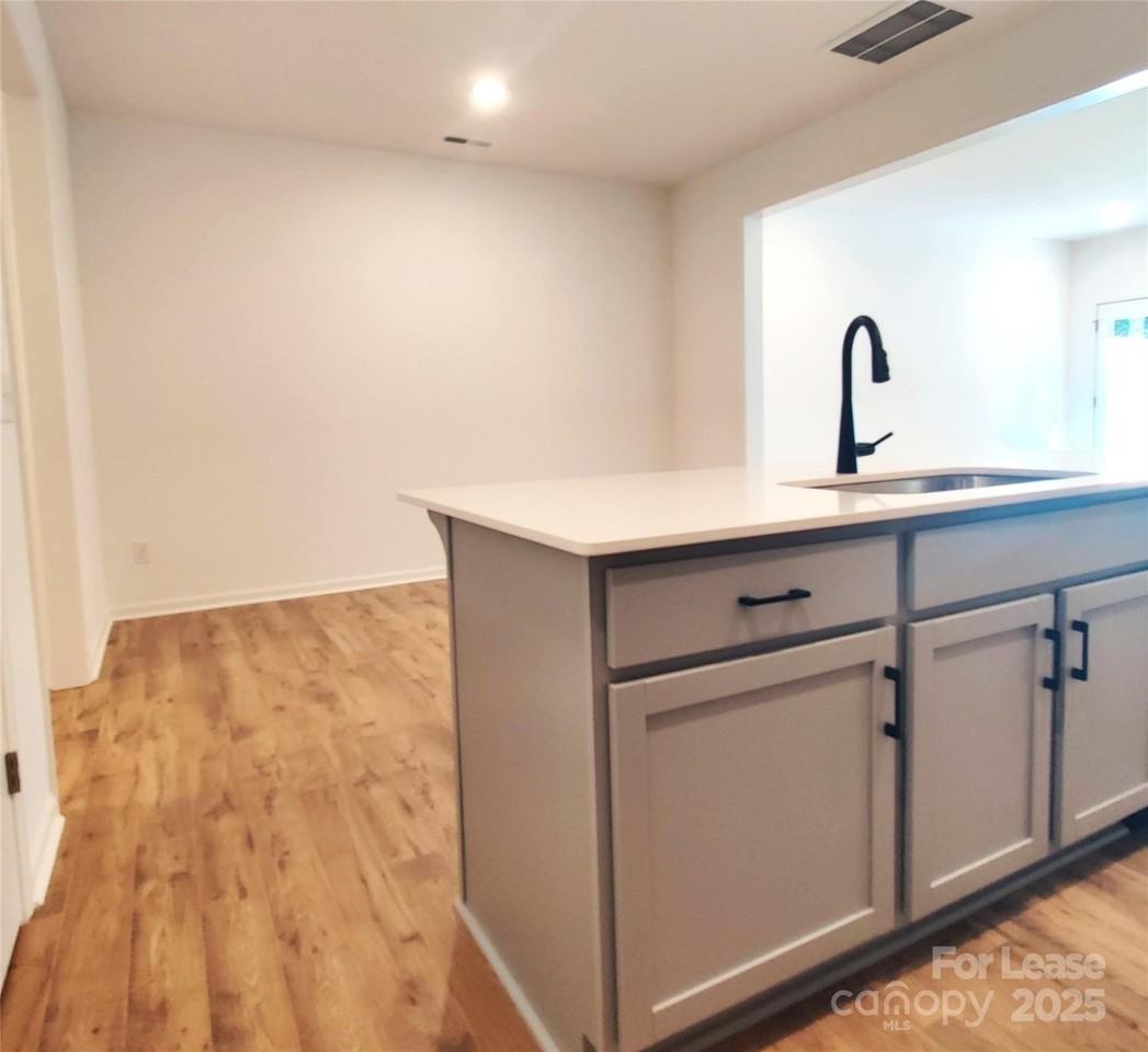 2110 Edison Street - Photo 7 of 33