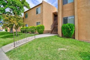931 Country Club Dr Se Apt J #J - Photo 1 of 1