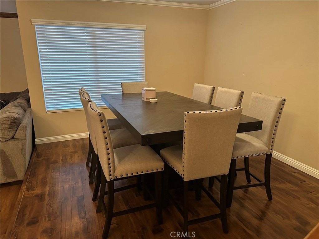 1219 Glenclaire Dr - Photo 4 of 23