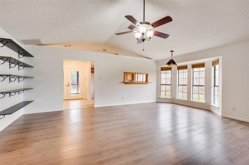 3620 Glenview Dr - Photo 5 of 25