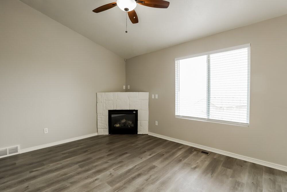 6824 N Yakima Way - Photo 5 of 18