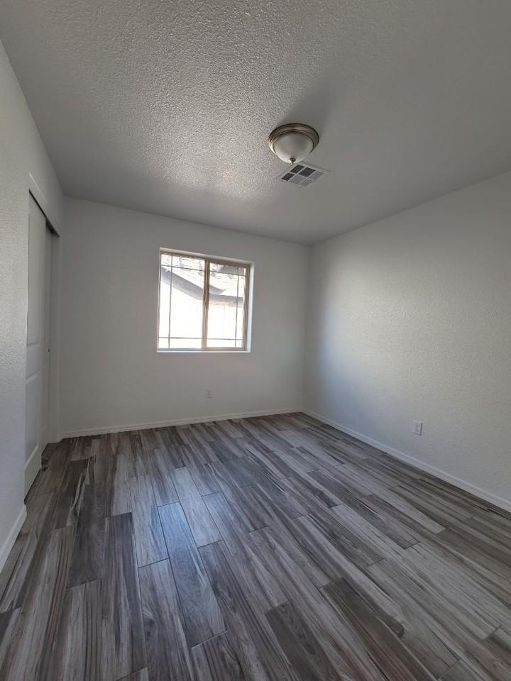 8670 40th Lane - Photo 7 of 20