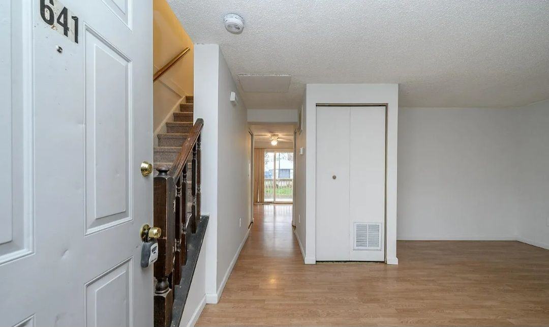 641 Lamberton St - Photo 2 of 7