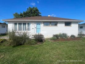 7626 Sleepy Hollow Dr - Photo 1 of 1