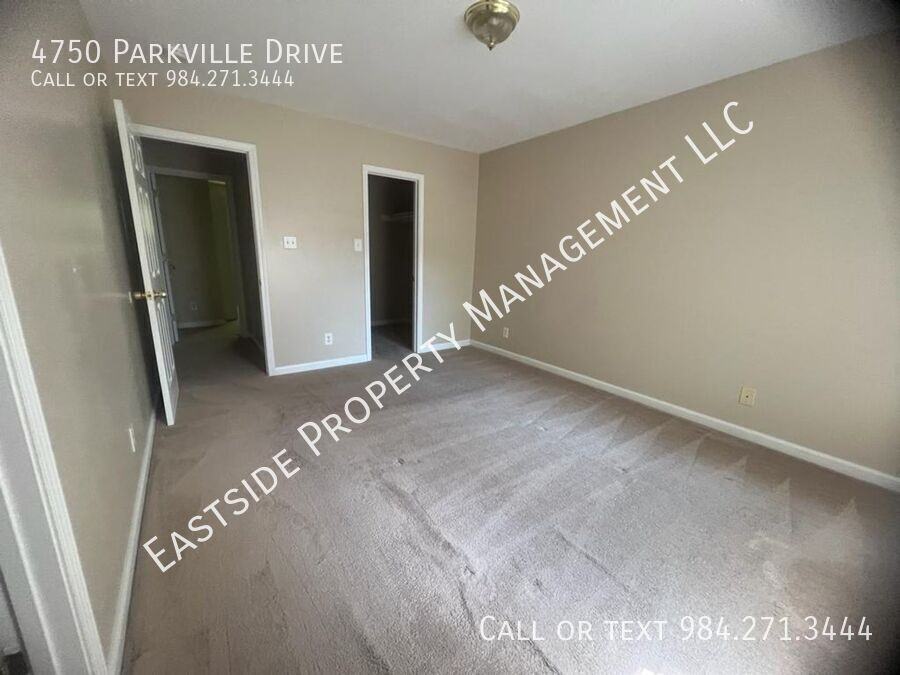 4750 Parkville Dr - Photo 6 of 13