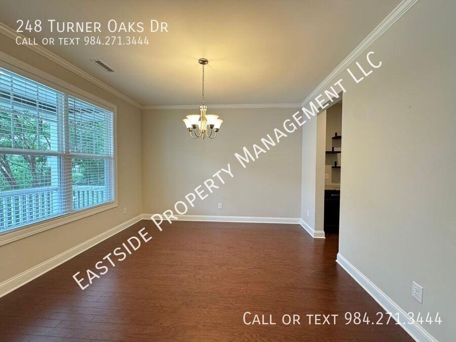 248 Turner Oaks Dr - Photo 3 of 31