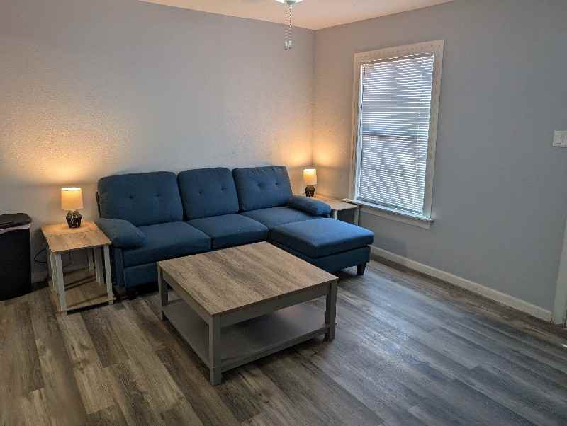 1404 Wood St - Photo 2 of 18