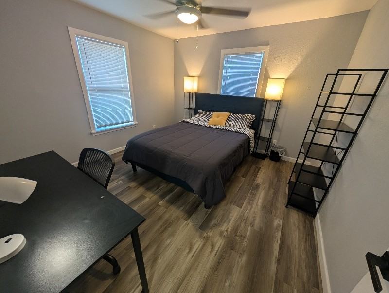 1404 Wood St - Photo 6 of 18