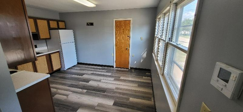 130 S 9th St - Photo 3 of 4
