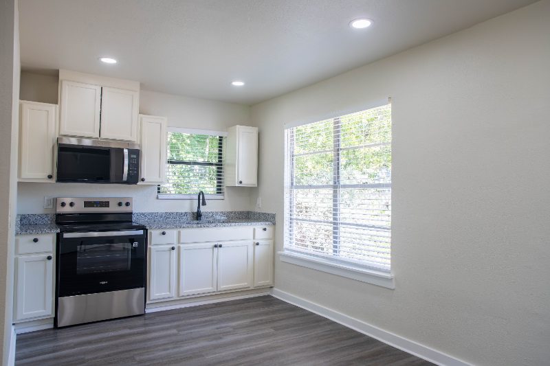 139 Wichita Ct - Photo 3 of 17