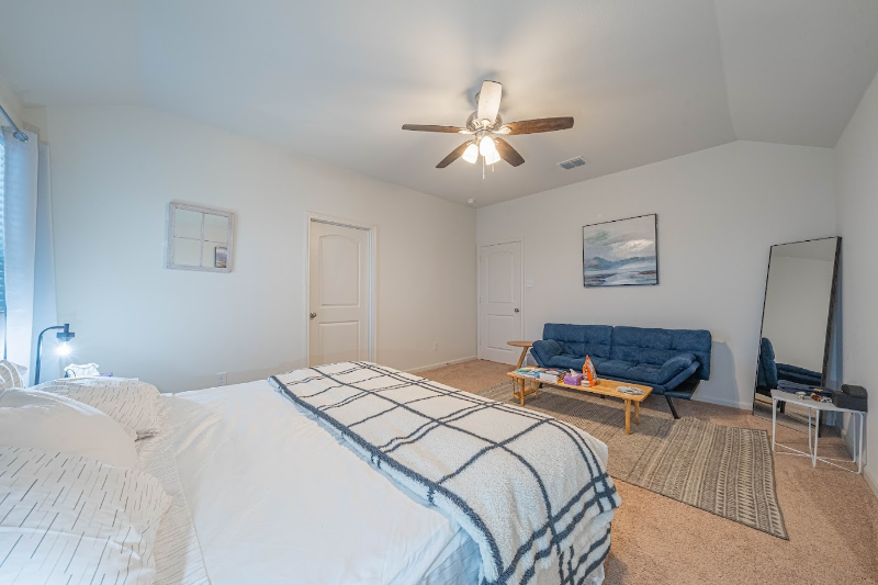 7216 Jebson Pass - Photo 7 of 20