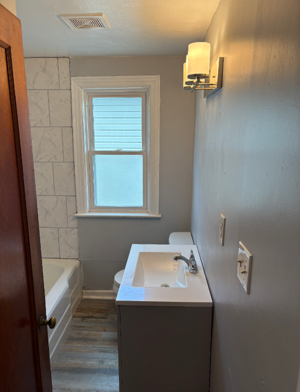 151 Whitehall Ave - Photo 2 of 13