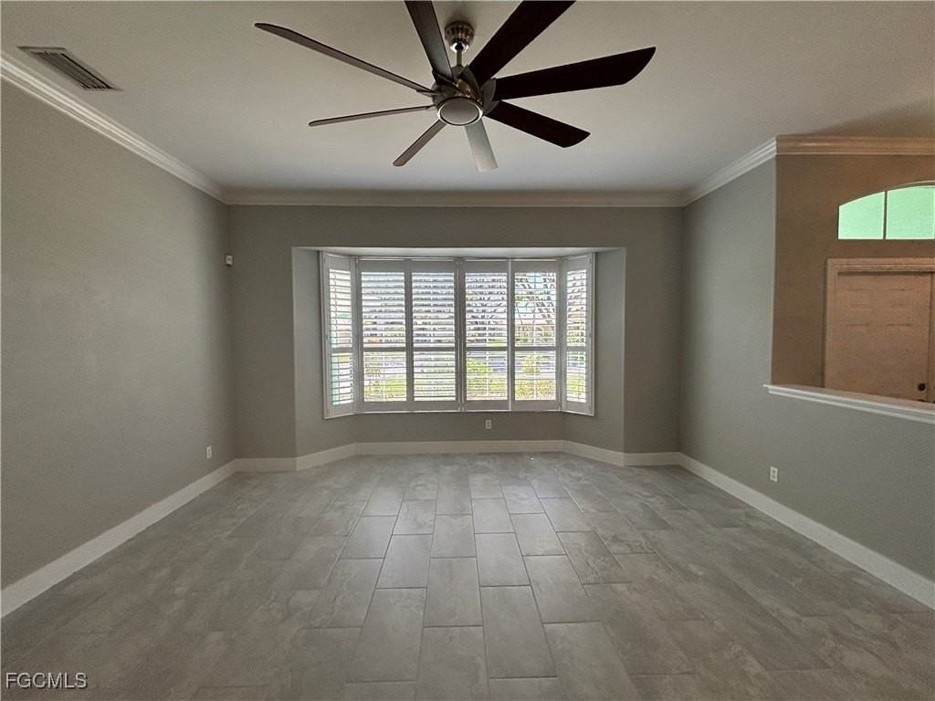 17541 Sterling Lake Drive - Photo 4 of 36