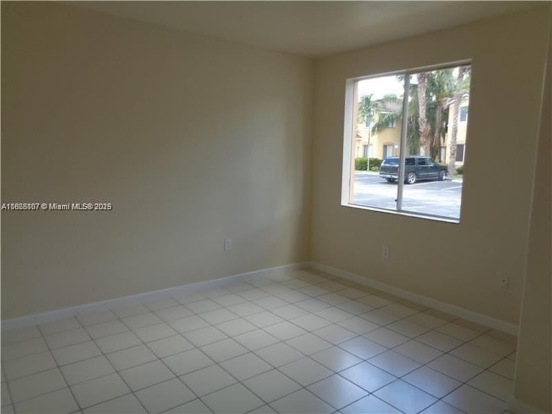 2621 Se 15th Pl #187 - Photo 4 of 19