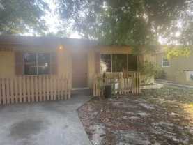 5541 Lown St N #SOUTH - Photo 1 of 1