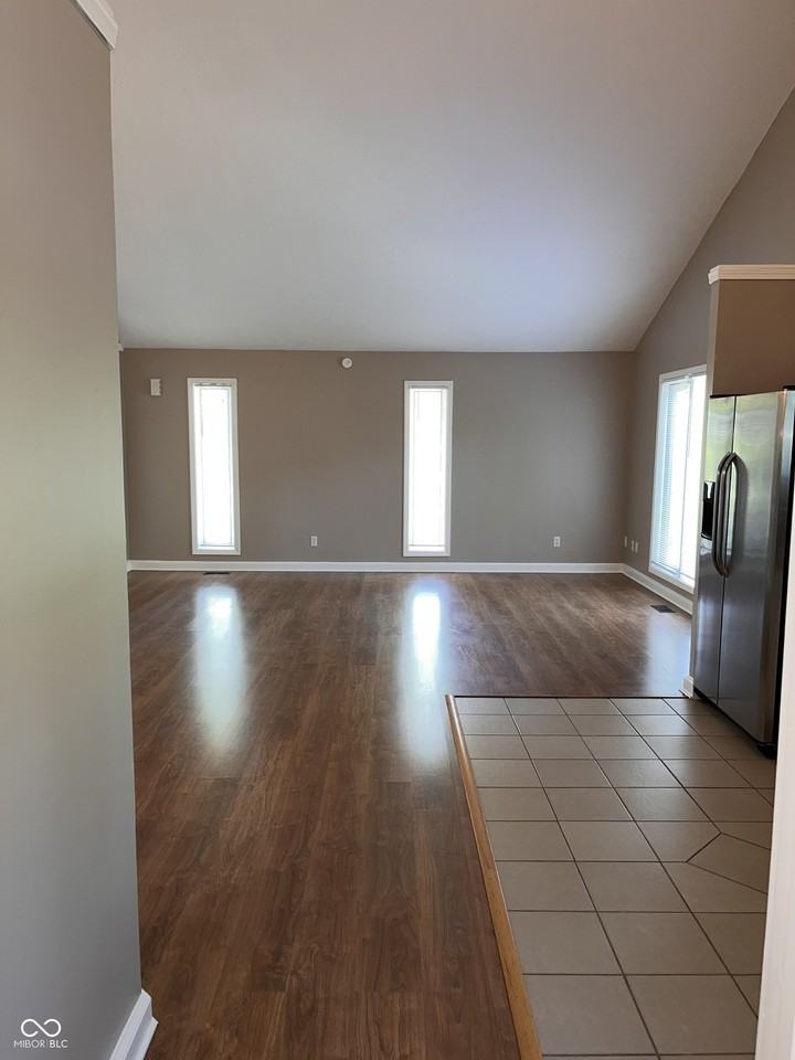 945 Fox Hill Dr Unit B - Photo 6 of 20