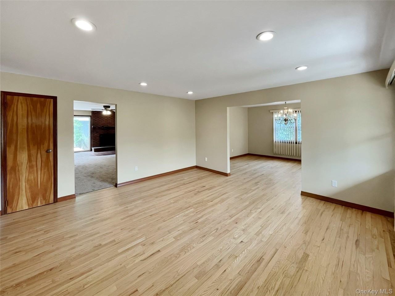 43 Elm Ave - Photo 2 of 11