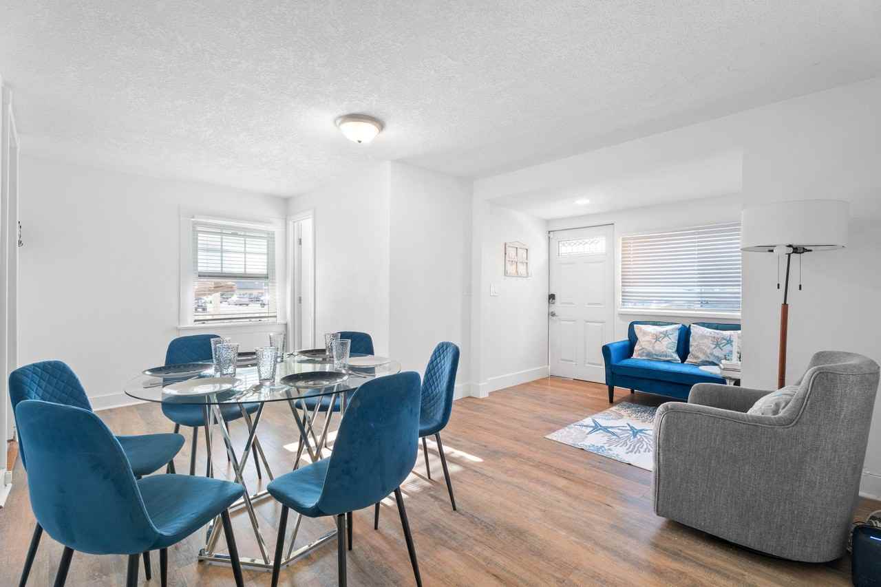 Sycamore Dr - Photo 2 of 11