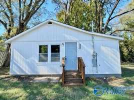 featured image of 2909 Meridian Street North