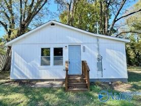 2909 Meridian St N - Photo 1 of 1