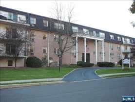 550 Fairview Ave - Photo 1 of 1