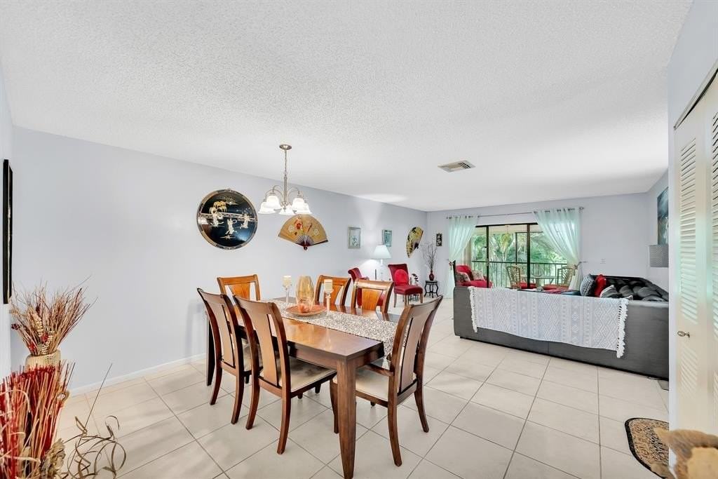 9278 Vista Del Lago #F