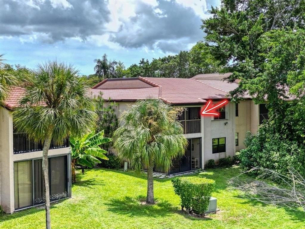 9278 Vista Del Lago #F - Photo 4 of 33