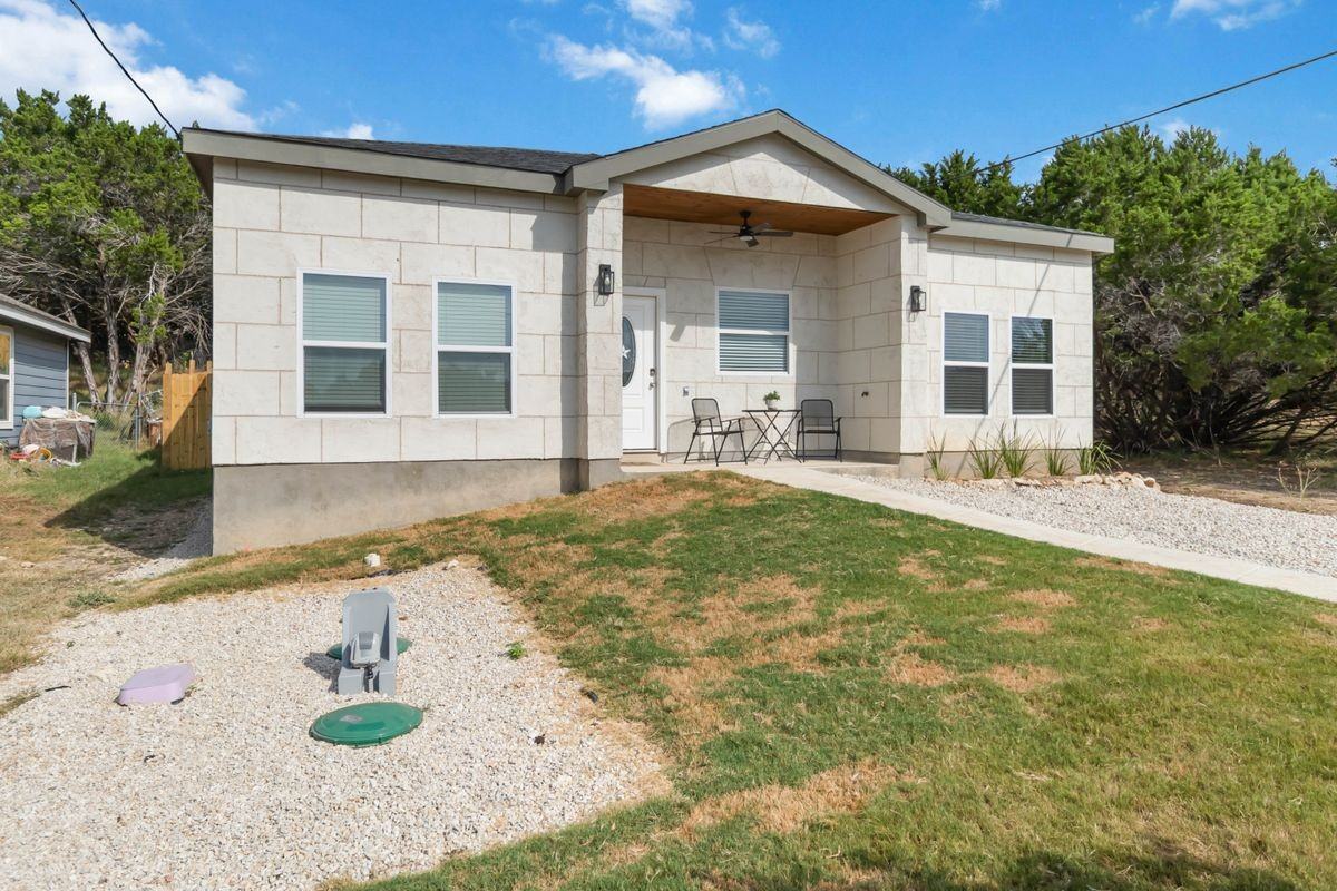 567 Hummingbird Hl - Photo 3 of 29