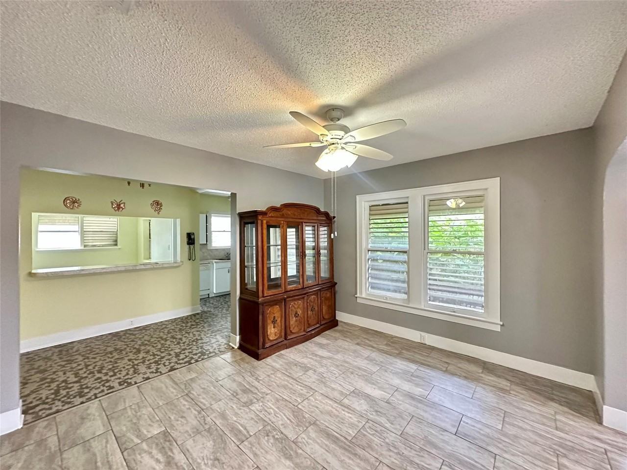 3828 Avenue S 1/2 - Photo 6 of 18