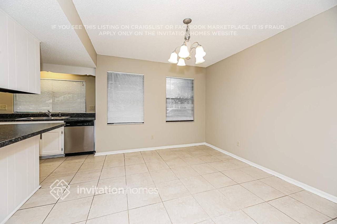 11310 Rustic Wheel Ct - Photo 5 of 17