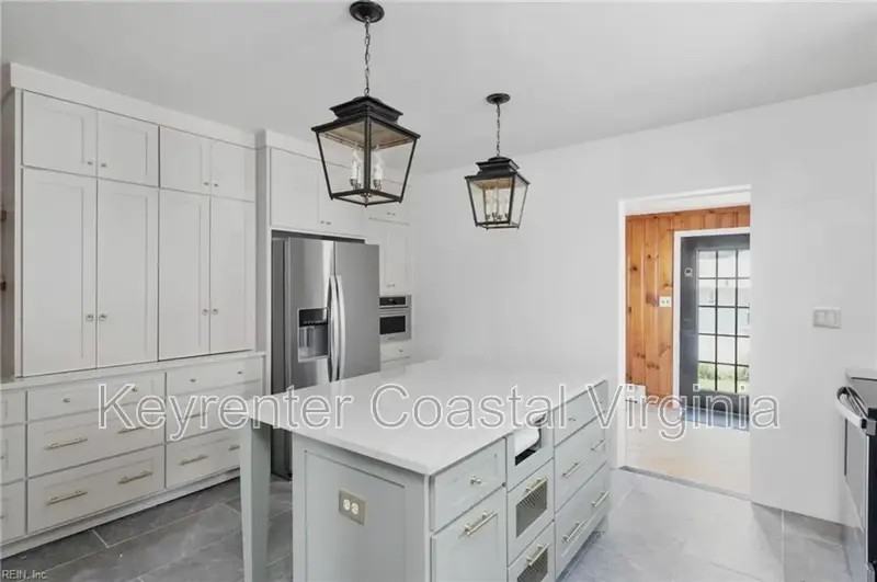 12155 Rolfe Hwy - Photo 2 of 15