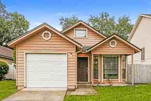 2513 Townsquare Dr - Photo 1 of 1