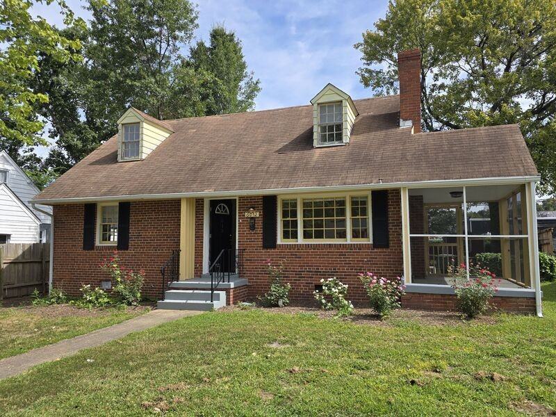 6012 Mann Ave - Photo 6 of 32