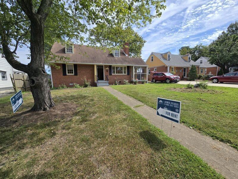 6012 Mann Ave - Photo 7 of 32