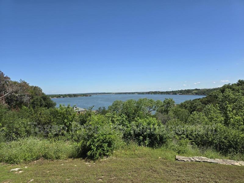 4013 Mabery Ct - Photo 3 of 15