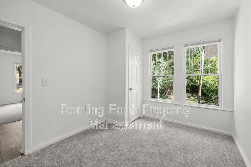 514 81st St S - Photo 6 of 16