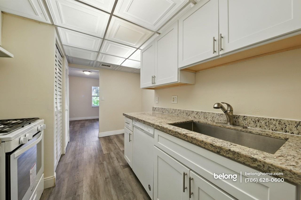 17901 Northwest 68th Avenue #T206 - Photo 6 of 24