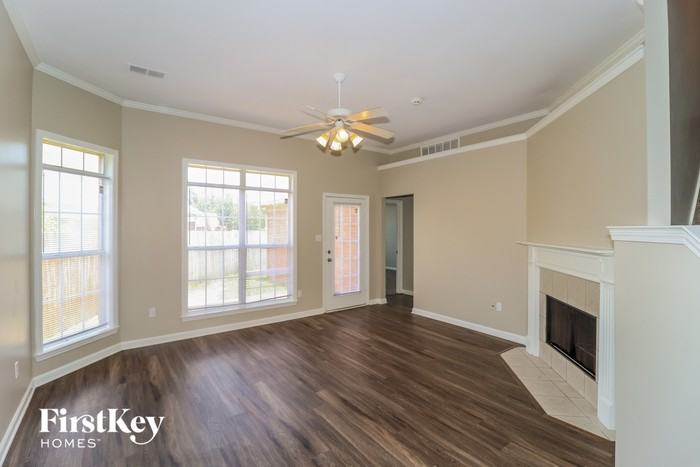 7420 Bakers Glenn Ln - Photo 3 of 15