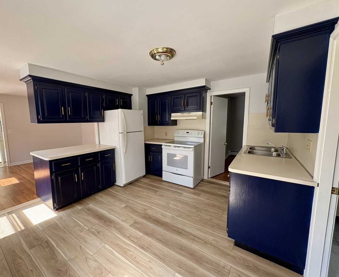 63 Bates Ave #63BATES - Photo 3 of 21