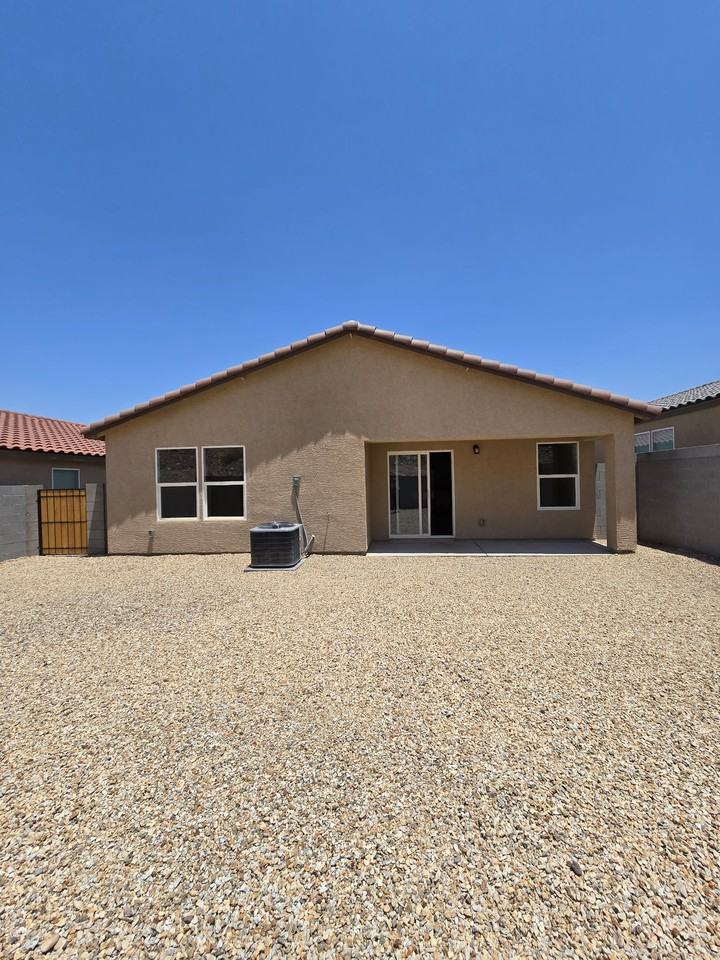 2384 Tapatio Dr #NA - Photo 5 of 24