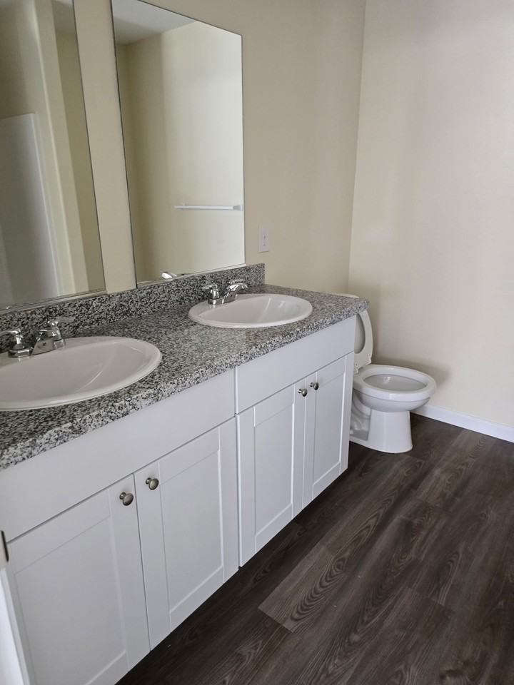 2384 Tapatio Dr #NA - Photo 3 of 24