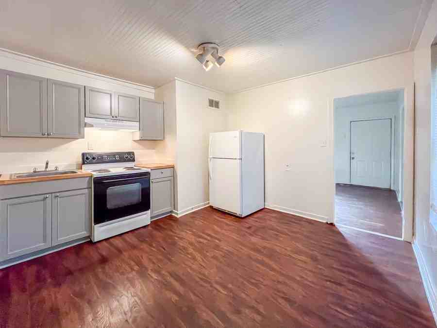 1416 Minefee St #NA - Photo 3 of 15